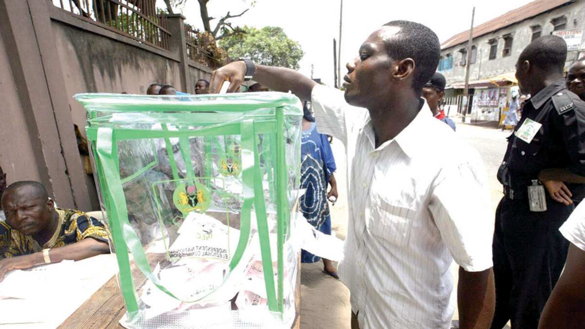What is direct primary election? What is direct primary election?