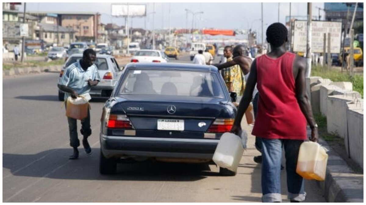 Fuel Scarcity Long Queues Resurface In Abuja As Black Marketers Sell