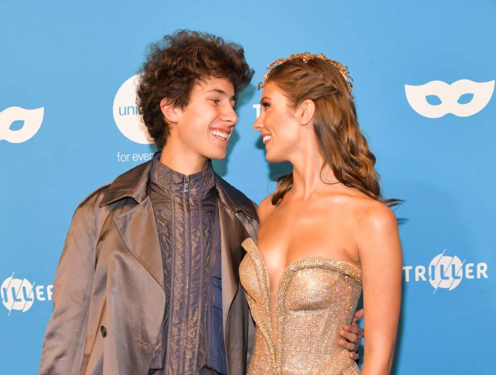 Juanpa Zurita and Carmella Rose