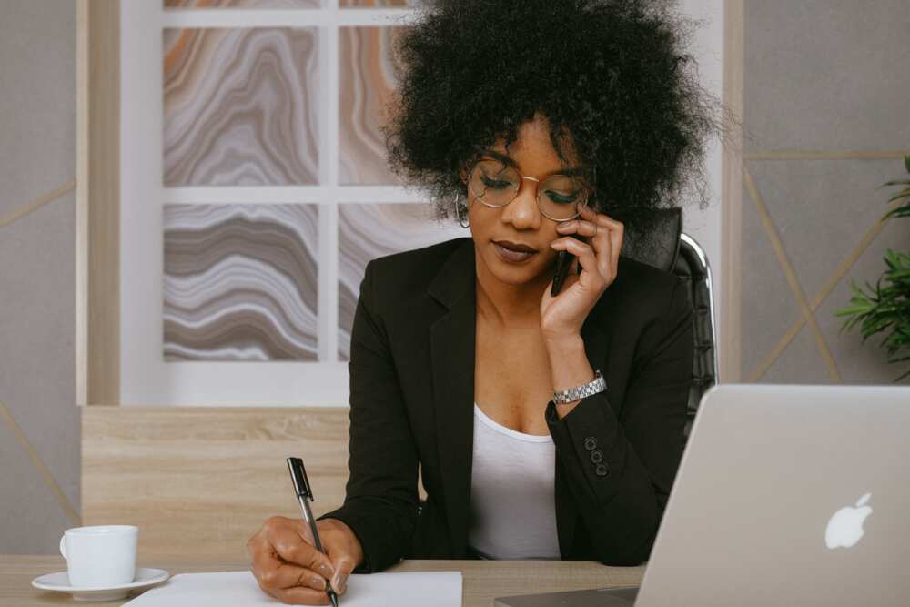 How to get a job in USA from Nigeria How to get a job in USA from Nigeria