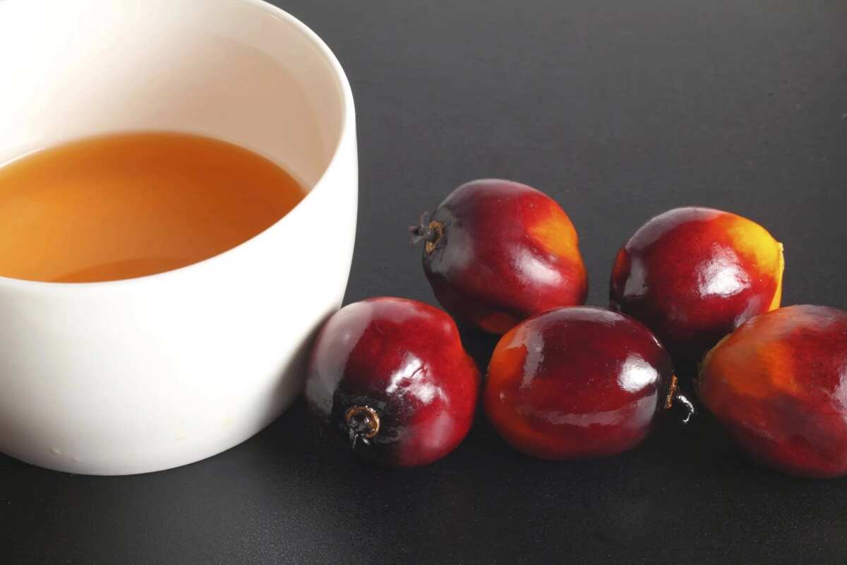 Palm kernel oil for skin lightening