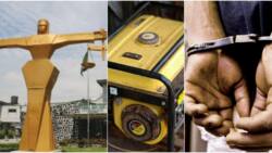 “This Guy Get Liver”: Many React as Man is Caught Stealing Court Generator in Ogun