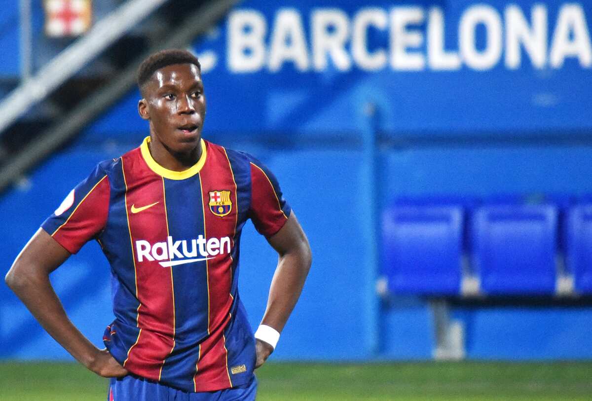 Man United eye mega million move for top African footballer who currently plays for Barcelona