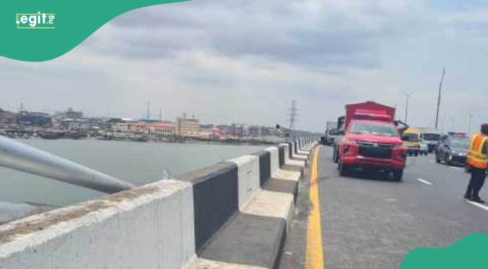 Accident scene at Third Mailand Bridge Lagos