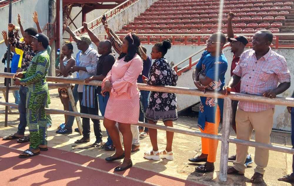 Gov Ugwuanyi Inspects Total Overhaul of Nnamdi Azikiwe Stadium’s Pitch in Enugu
