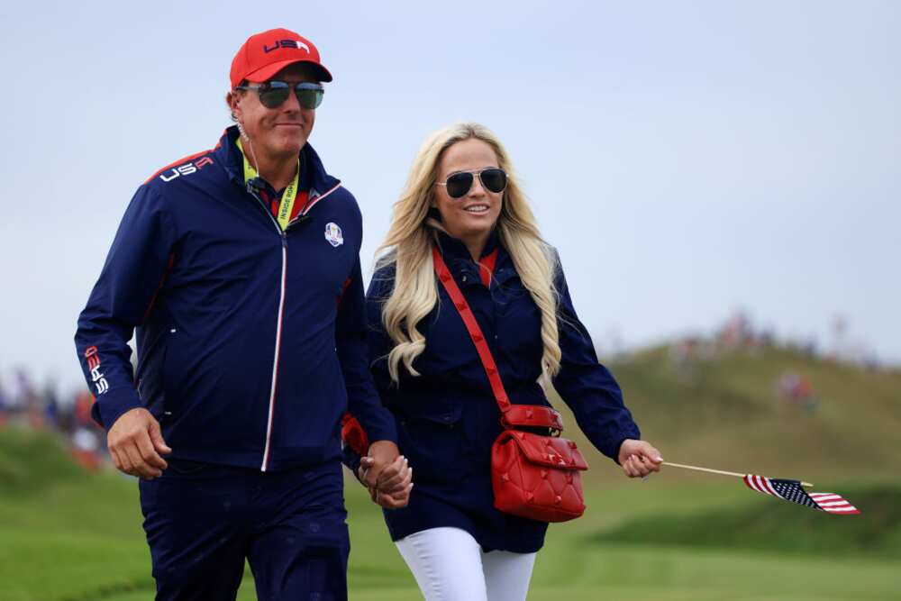 Phil Mickelson’s wife