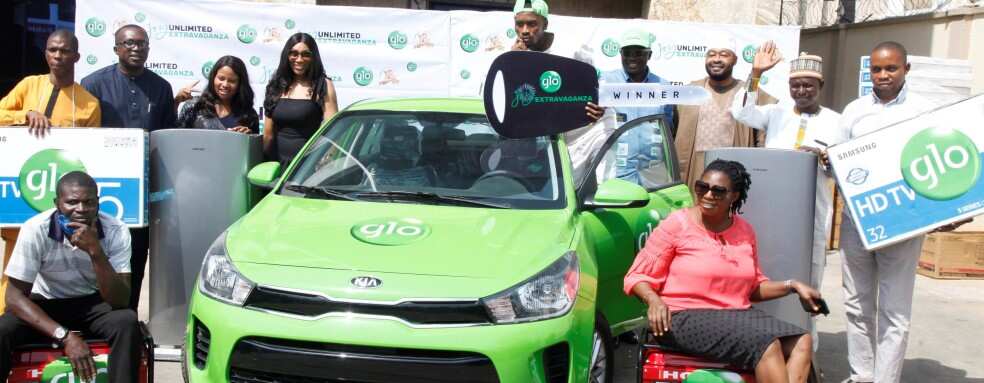 2 More Glo Subscribers Receive Cars in Joy Extravaganza Promo