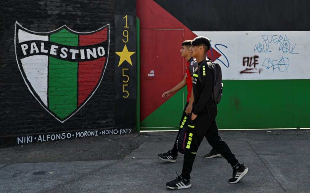 A total bunch of fans possess advance out to beef up their crew, the Palestinian Sports Membership -- a official soccer club which plays in the inexperienced, sunless, red and white colours of the Palestinian flag A total bunch of fans possess advance out to beef up their crew, the Palestinian Sports Membership -- a official soccer club which plays in the inexperienced, sunless, red and white colours of the Palestinian flag