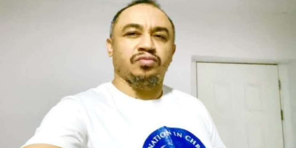 Daddy Freeze gives savage reply to fan who doesn’t like his reasoning