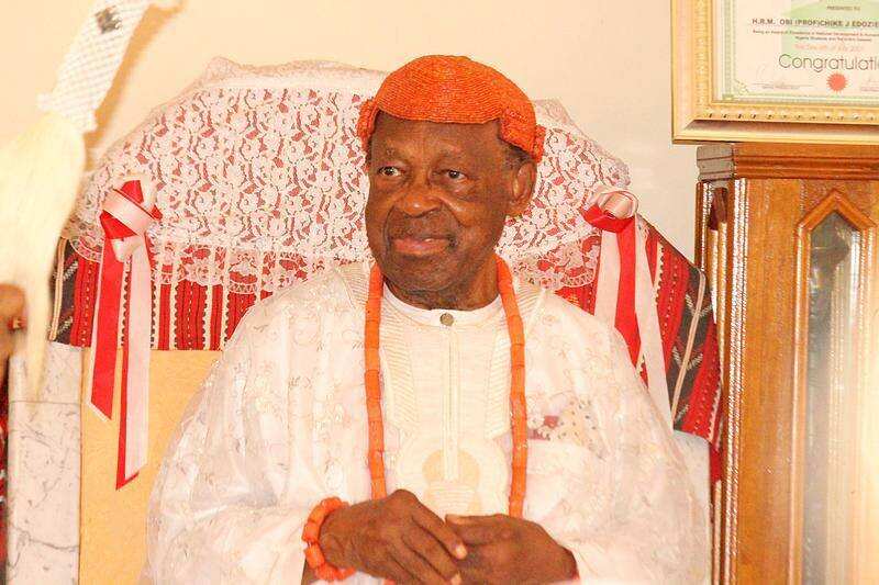 Delta state Governor Okowa felicitates Asaba monarch at 97