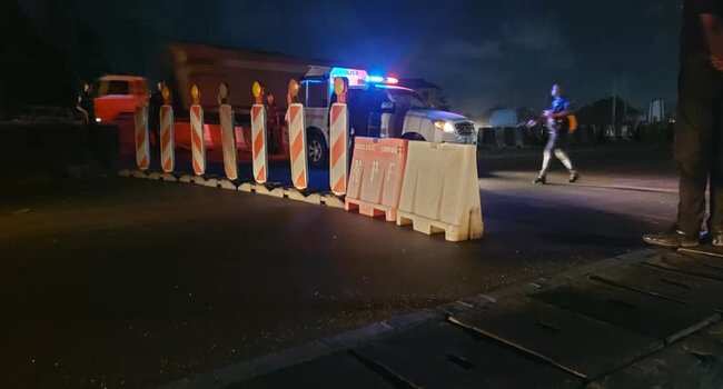 Coronavirus lockdown: Petrol tankers, food trucks stranded as police close Ogun-Lagos boundary