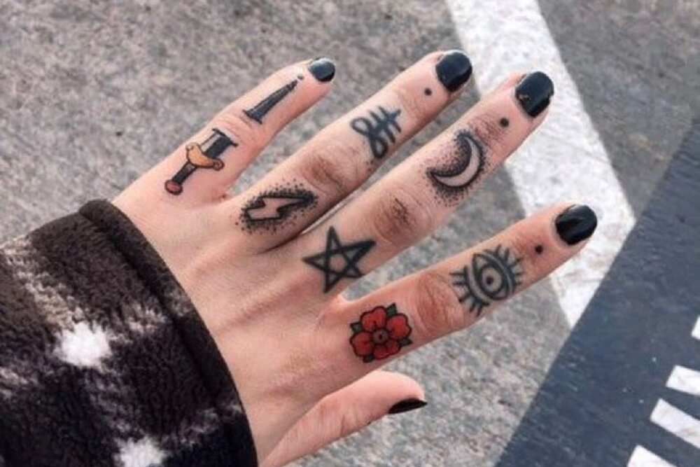 finger tattoos ideas