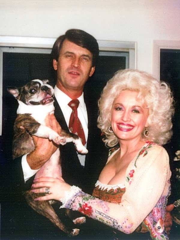 Carl Thomas Dean bio: who is Dolly Parton's husband? ▷ Legit.ng