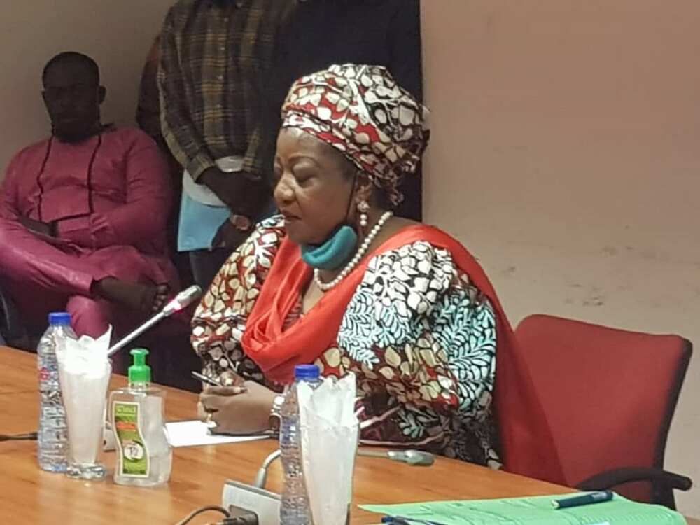 Ni ba yar jam’iyyar APC bace, Hadimar Buhari Lauretta Onochie ta bayyanawa Majalisa