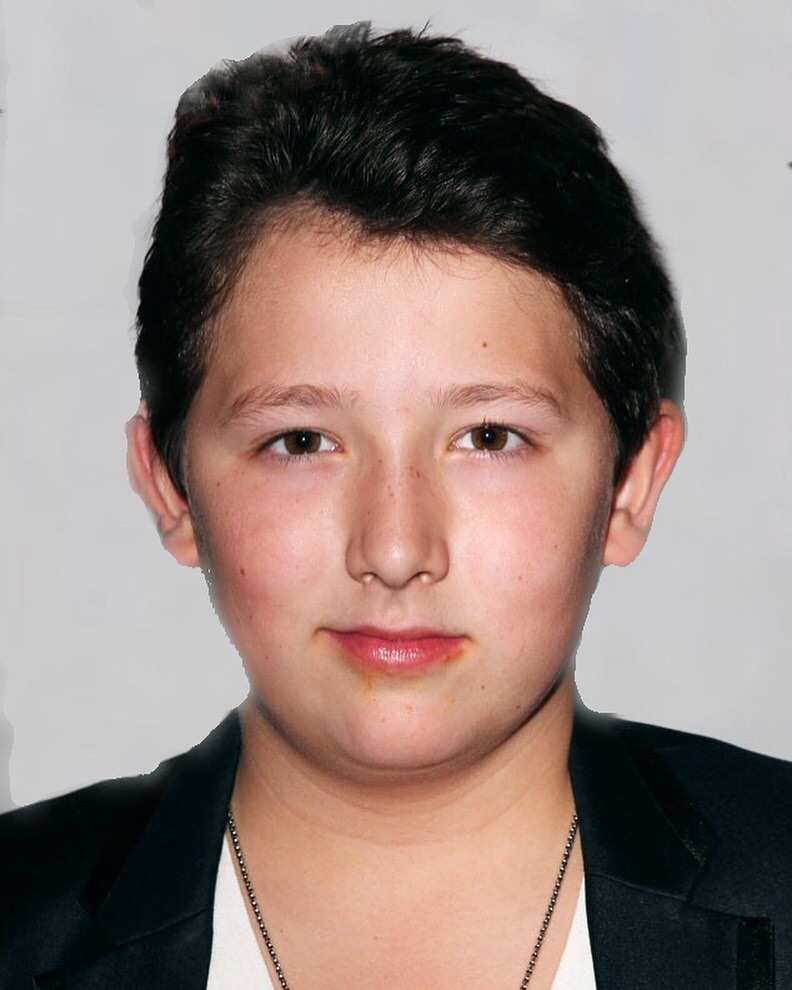 how old is frankie jonas