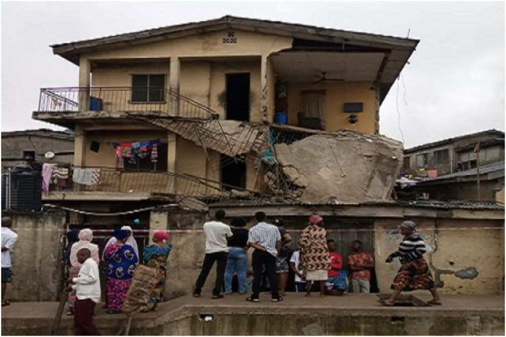 Just in: Five persons injured as another building collapses in Lagos