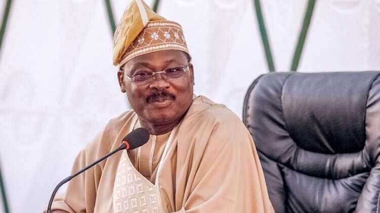 Yanzu-yanzu: Iyalan Ajimobi sun dage jana'izarsa, sun bayyana dalili