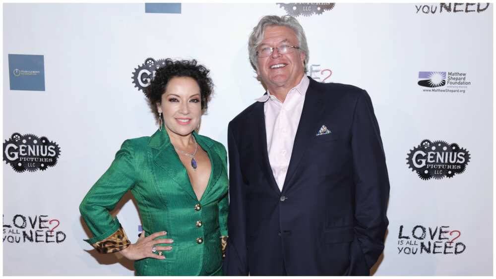 Is Ron White married to Margo Rey?