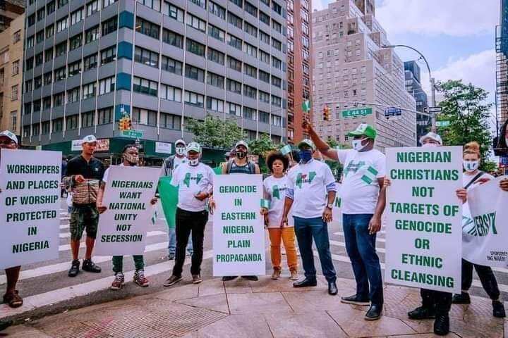 Photos of Nigerians campaigning against secession