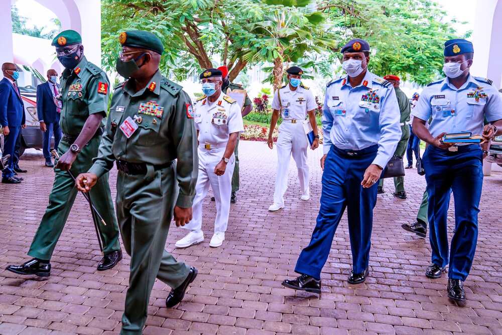 Breaking: Service chiefs resign, President Buhari names replacements