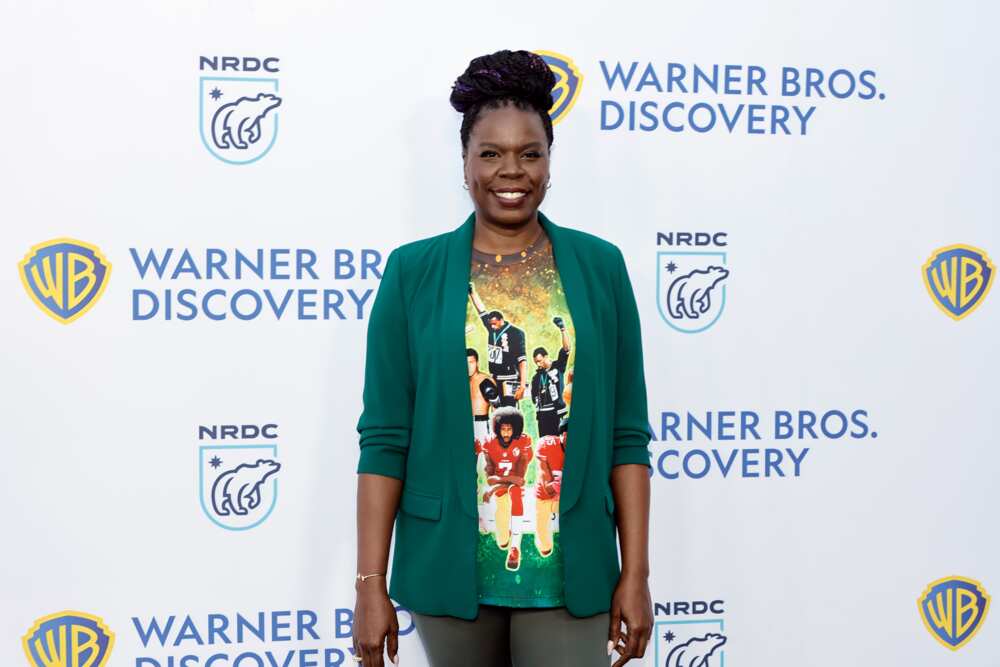 is Leslie Jones gay