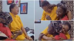 No break mama’s legs: Toyin Abraham cries like a baby as she sits in mother-in-law's laps, video trends