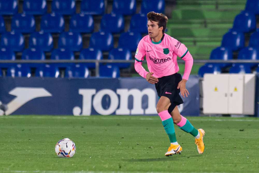 Riqui Puig: Arsenal, Leeds United plotting surprise transfer move for Barcelona youngster