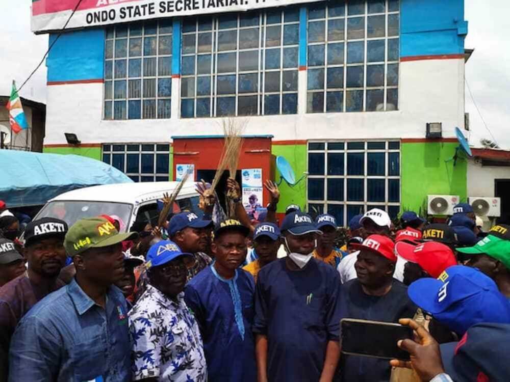 Ondo 2020: Akeredolu ya kara samun karfi yayinda shugaban ZLP da mambobin jam’iyyar suka koma APC