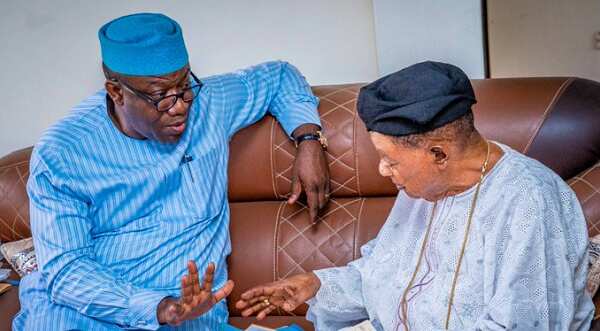 Governor Fayemi visits Alaafin of Oyo after warning letter