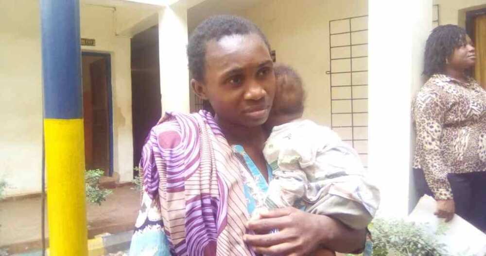 Photo of strange Nigerian woman who tried to sell her baby for N40k emerges