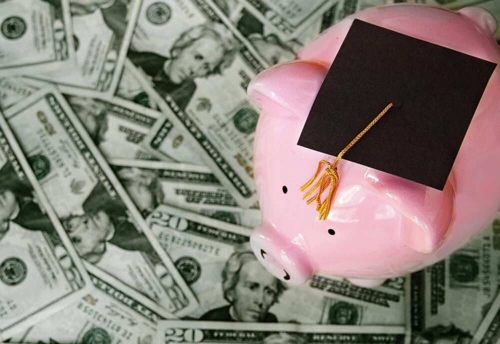Postgraduate school fees Postgraduate school fees