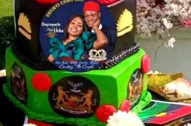 PDP chieftain designs cake with Biafran logo