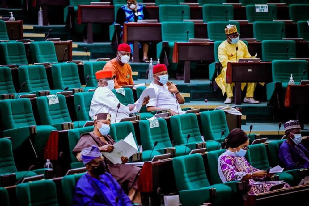 Two members of the House of Reps defect to the APC