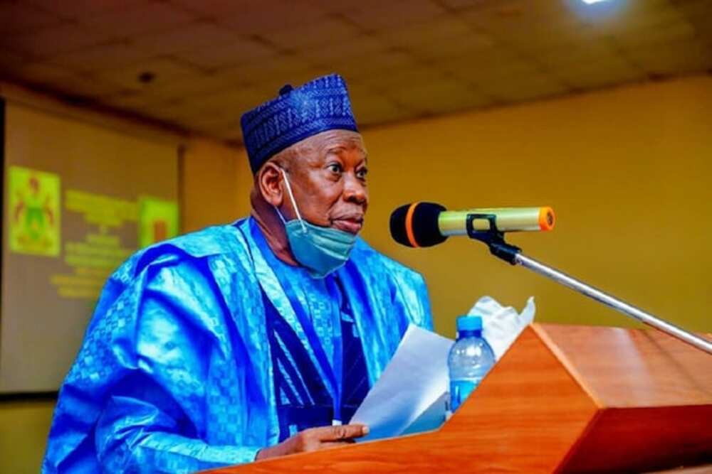 Wata sabuwa: Ganduje ya dakatar da lasisin makarantun kudi a Kano