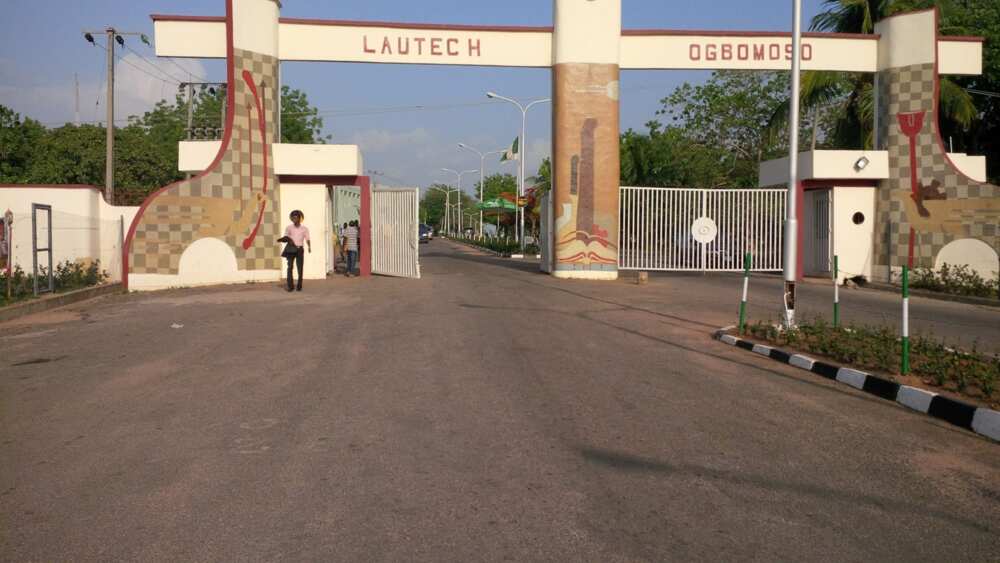 Hijab Crisis: LAUTECH Professor Ajibade Lawal Removes Hijab from Student