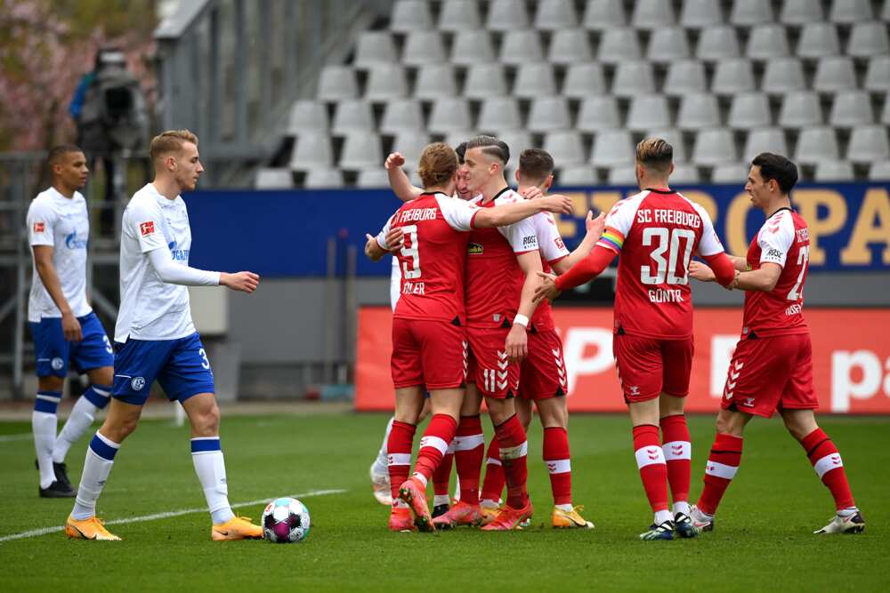 Schalke players.