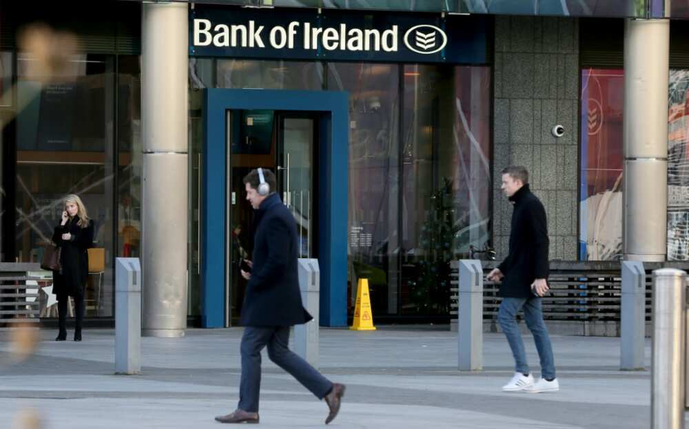 Queues formed at Bank of Ireland cash machines because of a technical glitch