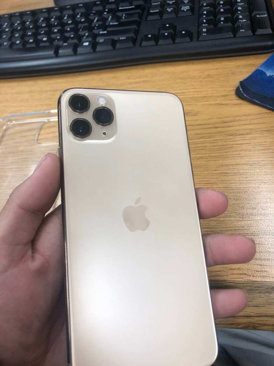 Apple iPhone 13 Pro with large display