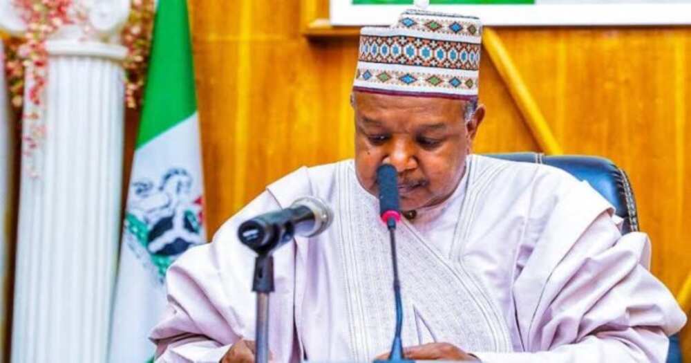 Bagudu ya amince a zaftare albashin ma'aikata Bagudu ya amince a zaftare albashin ma'aikata