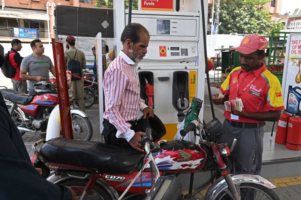 IPMAN, queues, petrol