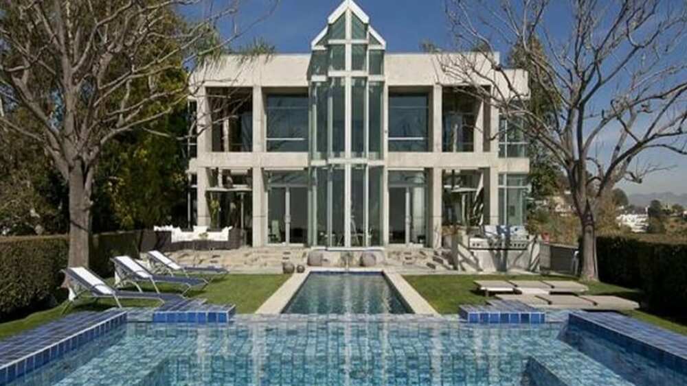 Rihanna mansion Rihanna mansion