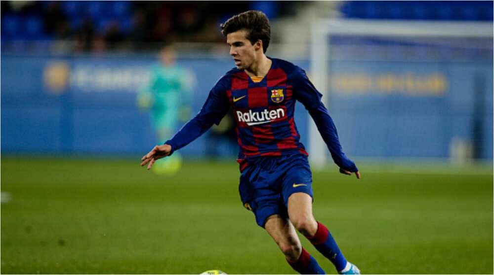 Riqui Puig: Barcelona manager tells players without much playing-time to leave