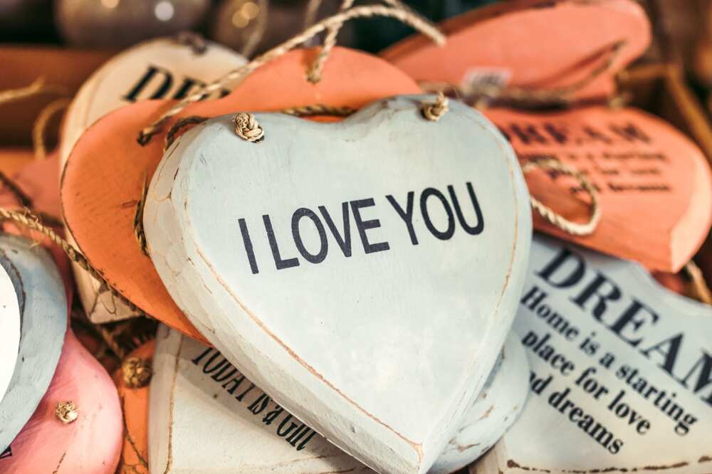 How do you describe someone you love? How do you describe someone you love?