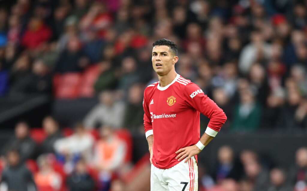 Man United fans accuse Ronaldo of being disrespectful to Solskjaer during loss to Liverpool