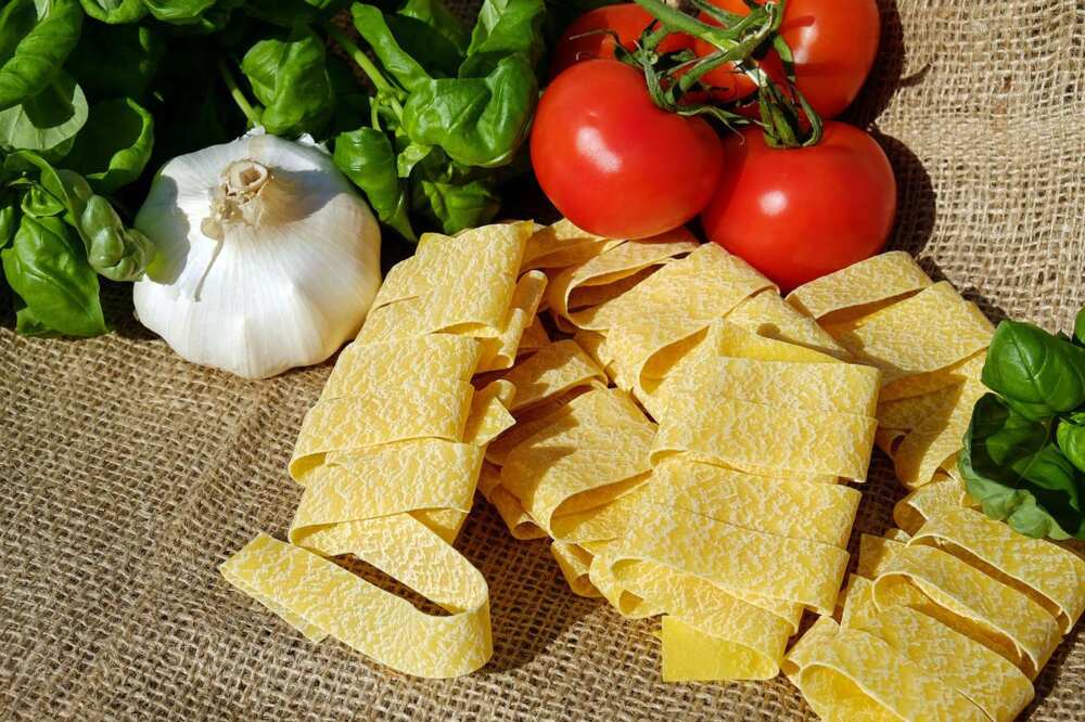 Pâtes au saumon : la recette pratique, rapide et délicieuse Pâtes au saumon : la recette pratique, rapide et délicieuse