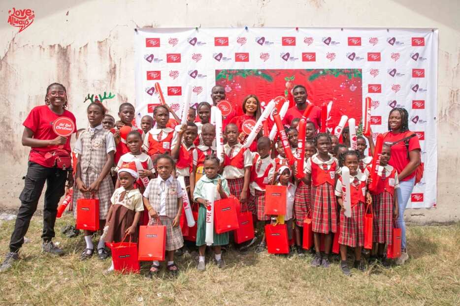 itel Partners with Queen Mercy Atang To Donate Gifts To Children In Delta state