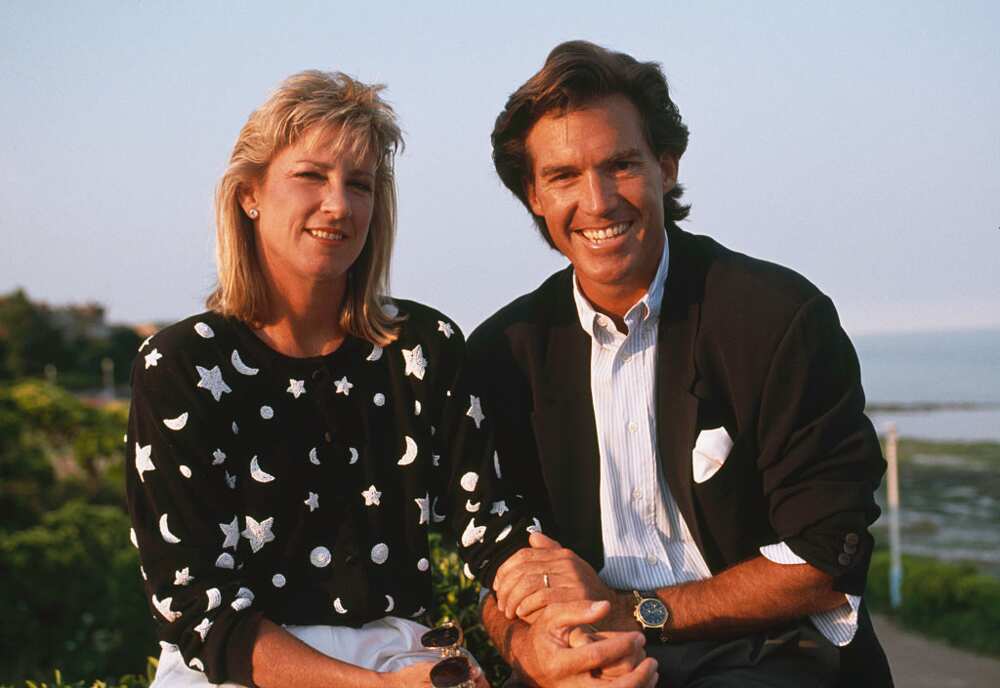 Is Chris Evert married