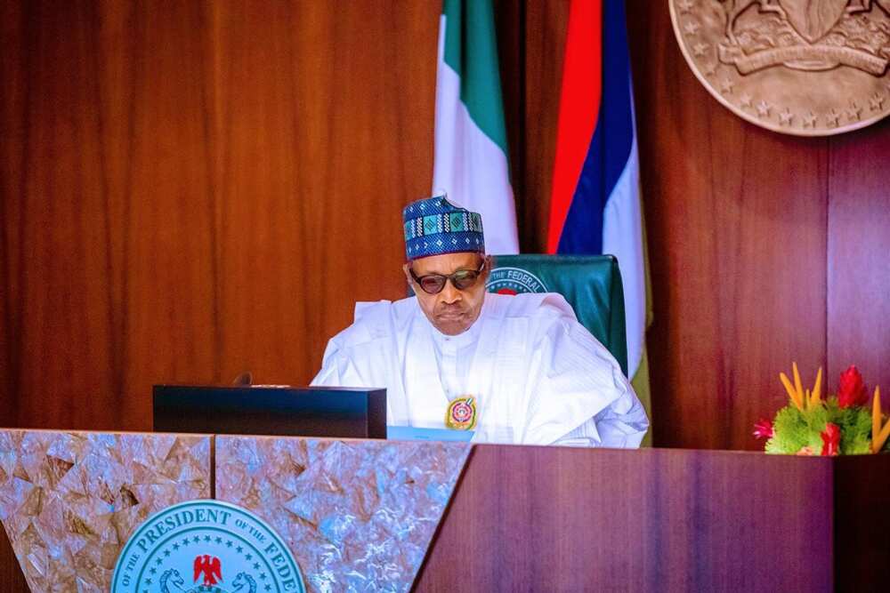 Kuyi adalci wajen sukar da kukewa gwamnatina, Inji Buhari ga manyan kasa Kuyi adalci wajen sukar da kukewa gwamnatina, Inji Buhari ga manyan kasa