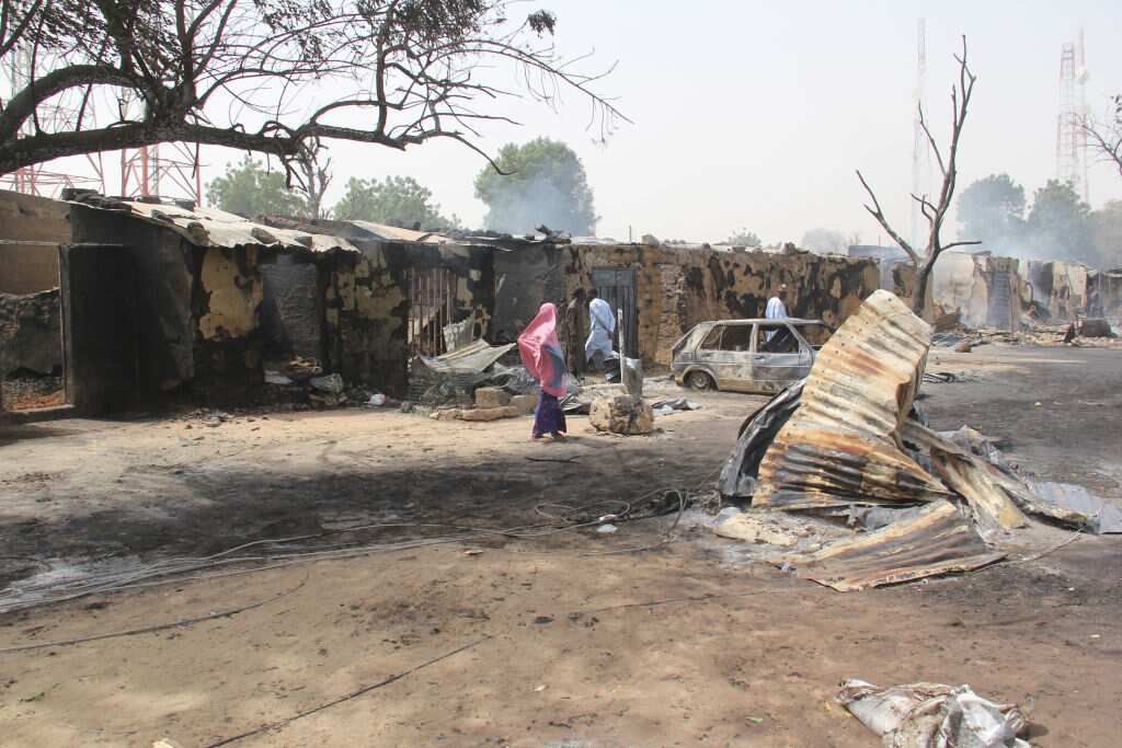 Thousands Trapped As Boko Haram Takes Control Of Borno Town - Legit.ng