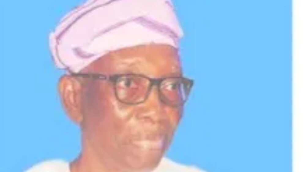 Chief Oyekunle Oluwasanmi/Former Minister